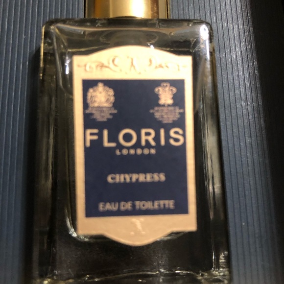 FLORES LONDON FRAGRANCE TRAVEL COLLECTION FOR HER - Picture 6 of 7